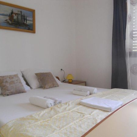 Apartments Ivo - With Terrace ซูเปทาร์สกา ดรากา ภายนอก รูปภาพ