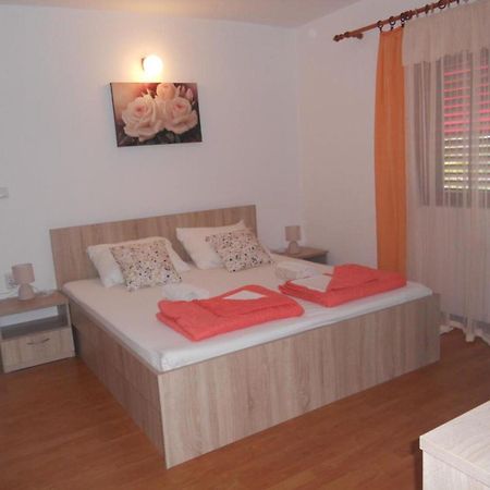 Apartments Ivo - With Terrace ซูเปทาร์สกา ดรากา ภายนอก รูปภาพ